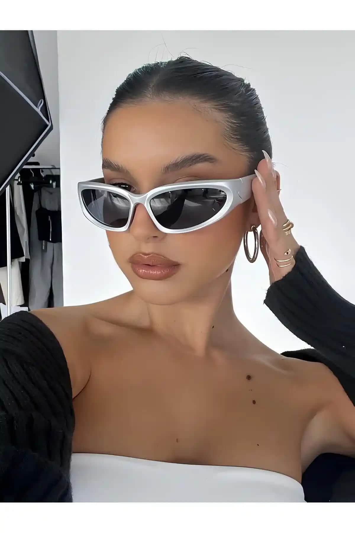 Maceratî Milenyum Y2K Unisex Güneş Gözlüğü Modern Tasarım ve Koruma Özellikleri