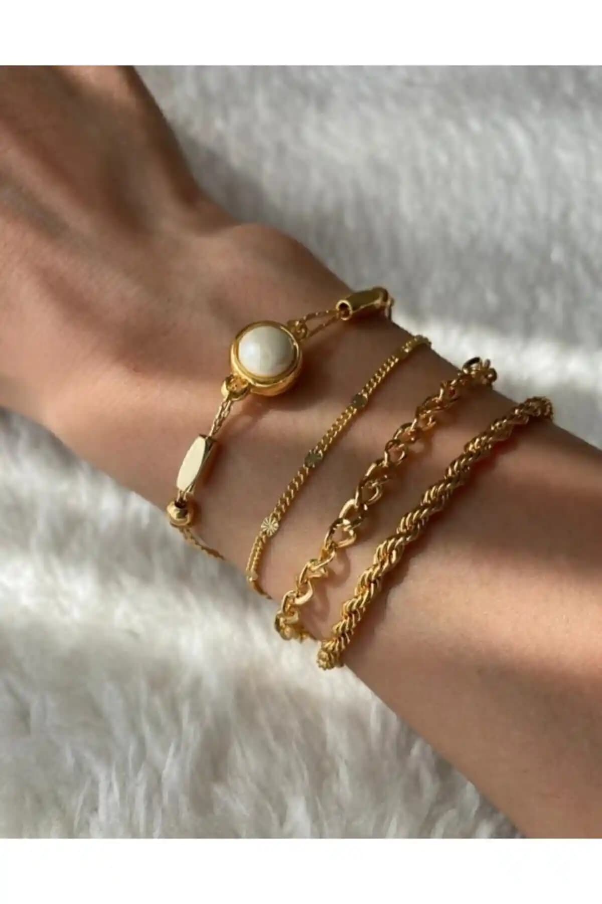 MagicStone Sunny Days ve Yaz Güneşi Bileklikleri Karşılaştırması: Tasarım ve Dayanıklılık Analizi