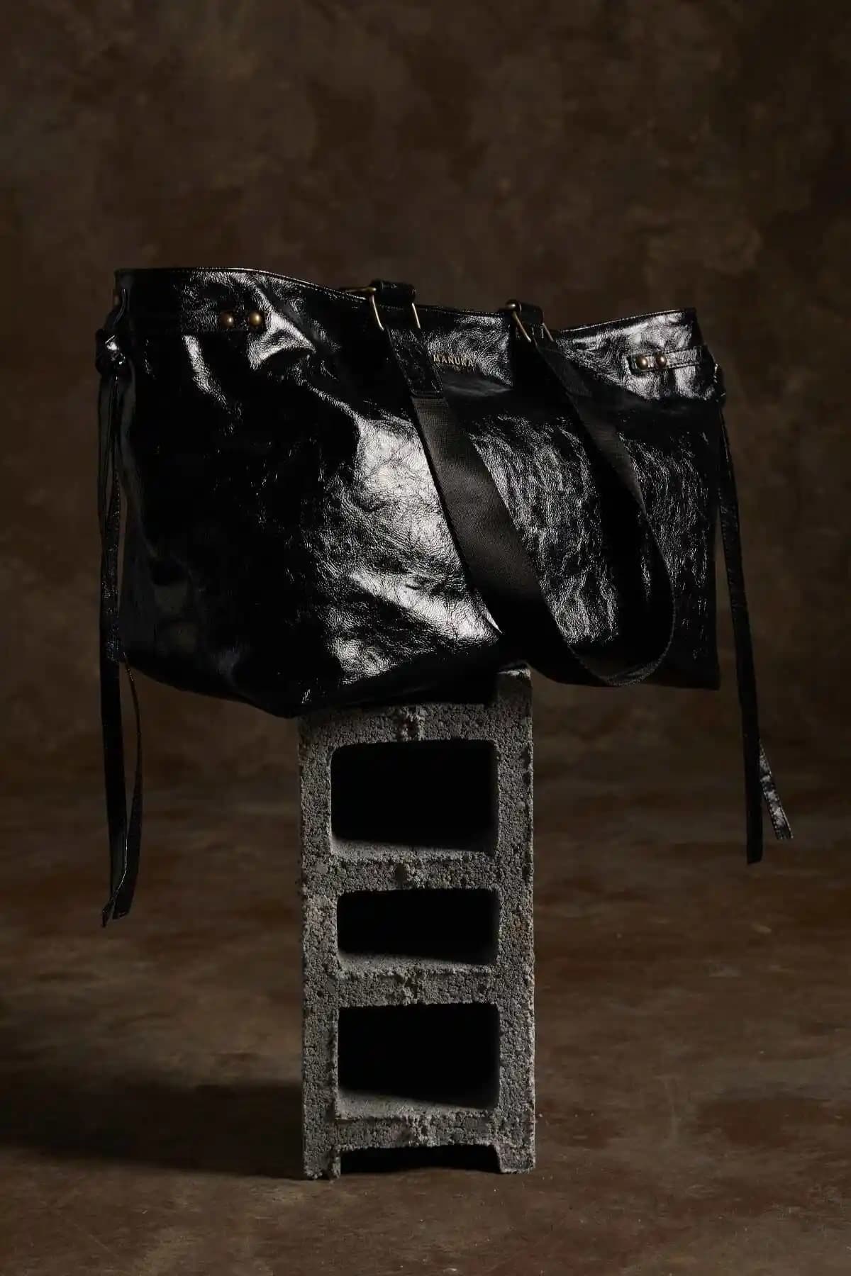 Manuka STD Big City Siyah Deri Tote Çanta Günlük ve Şık Kullanım İçin Uygun