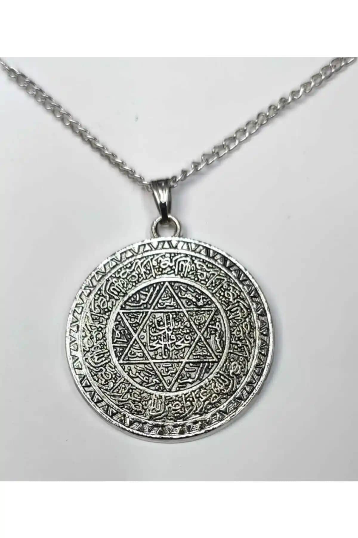 Mevlana Hz. Süleyman Mührü Gümüş Takı Şıklığı ve Manevi Anlamıyla Öne Çıkar