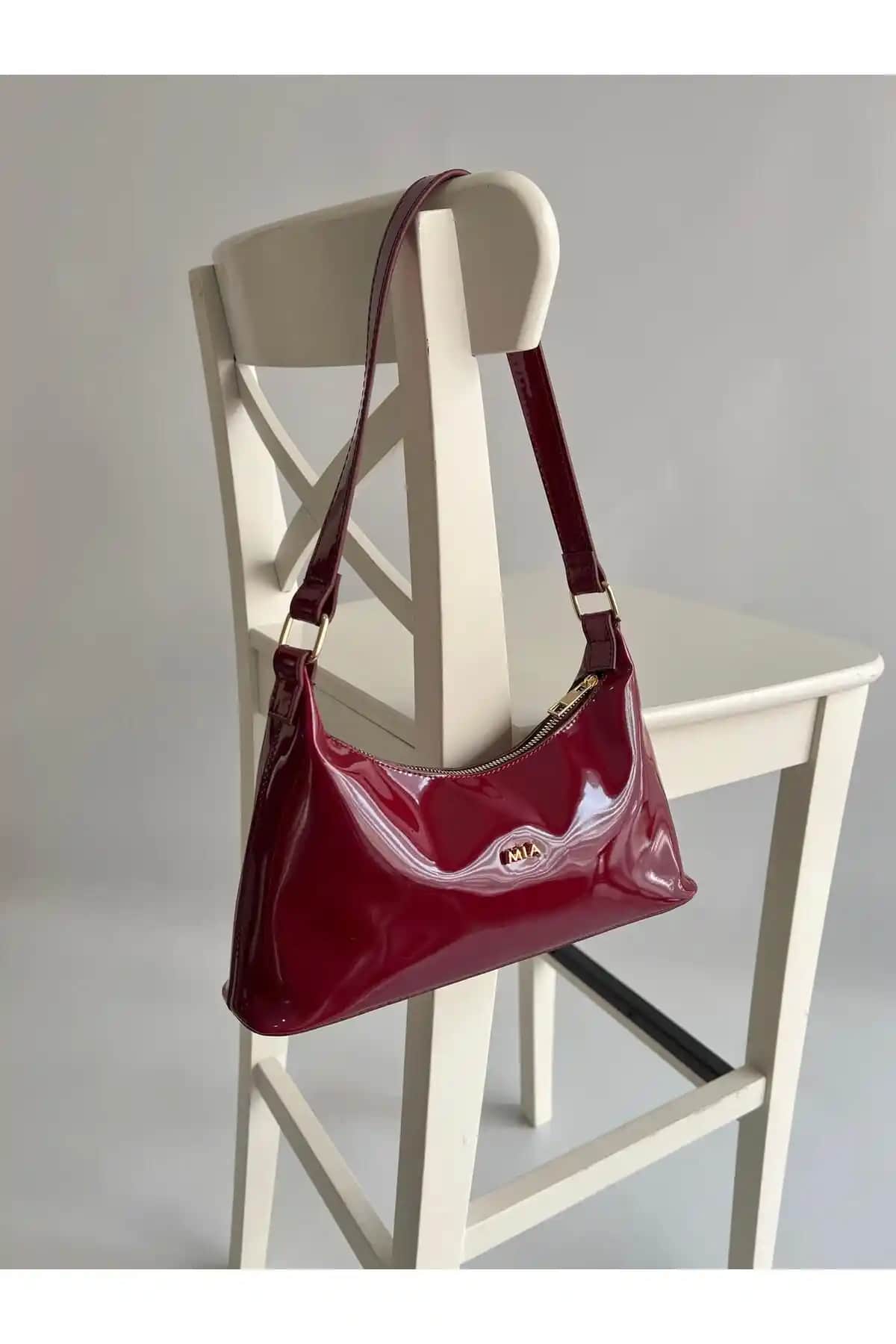 Mia Collection Bordo Rugan Çanta Günlük ve Şık Kullanım İçin Uygun Tasarım