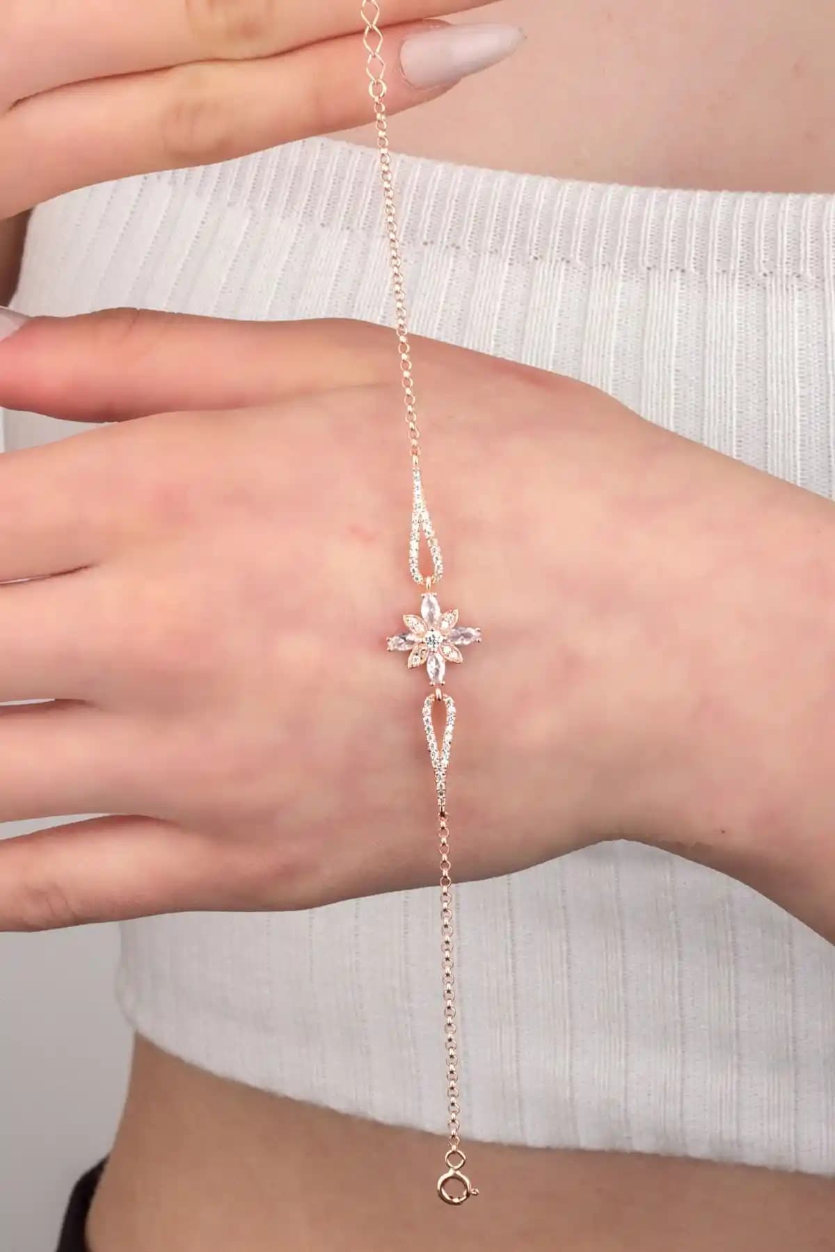 Miavi Silver 925 Ayar Gümüş Umut Çiçeği Bileklik Zarif ve Dayanıklı Kadın Aksesuarı