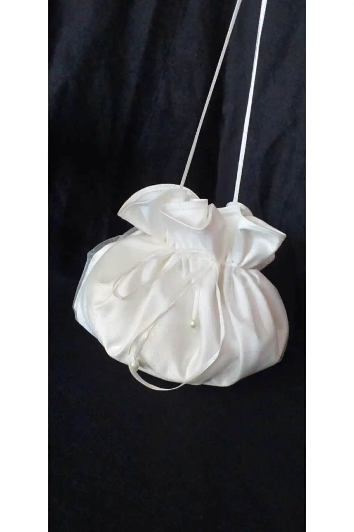 Moda Nur Kids Gelin Takı Kesesi: Şık ve Dayanıklı Aksesuar Saklama Çözümü