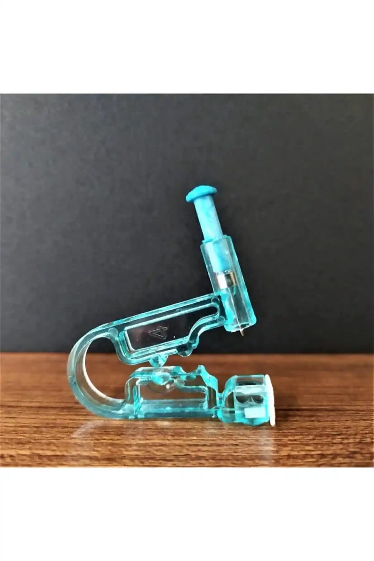 MOZELON Tek Kullanımlık Kulak ve Piercing Küpe Tabancası Güvenli ve Pratik Kullanım