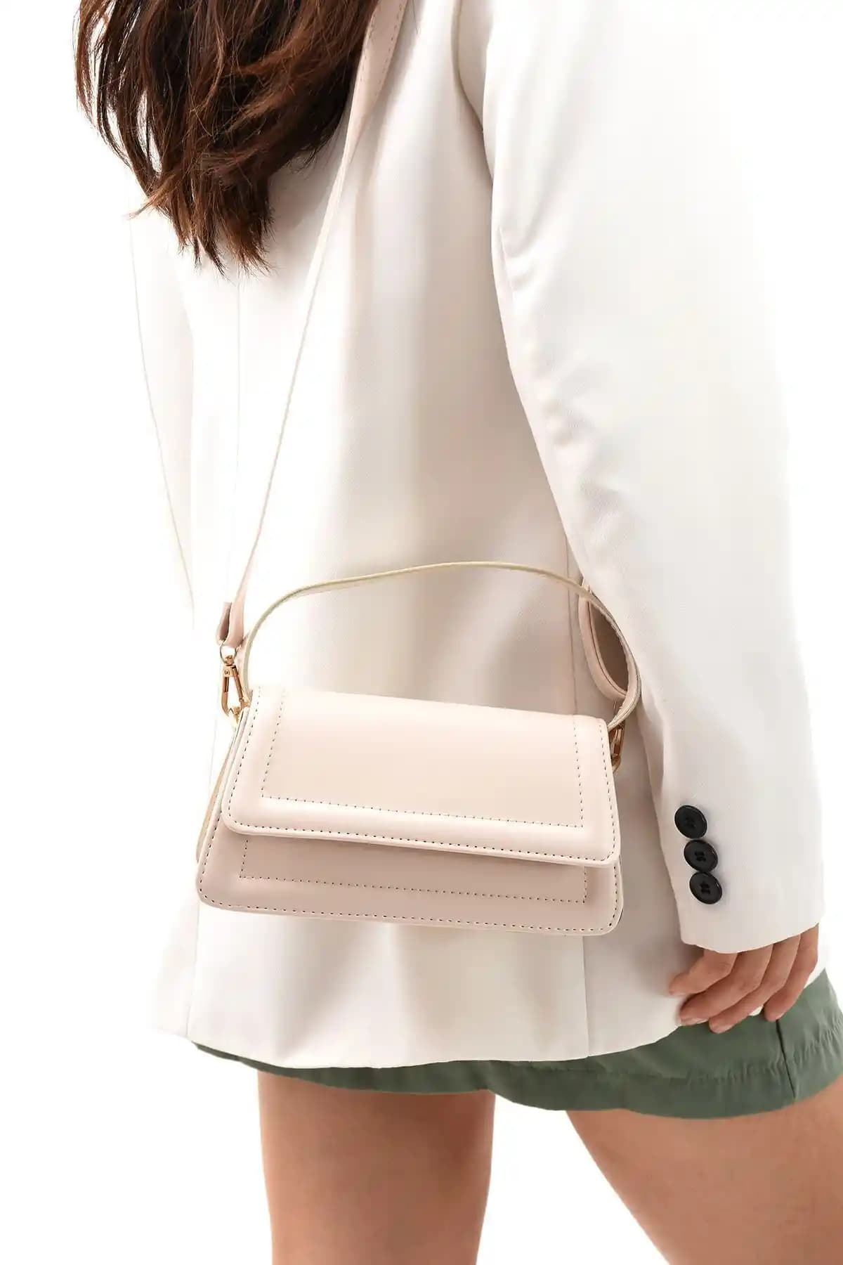 NBİBAGS Moi Kadın Çapraz Askılı Çanta Modern ve Şık Tasarım Özellikleriyle