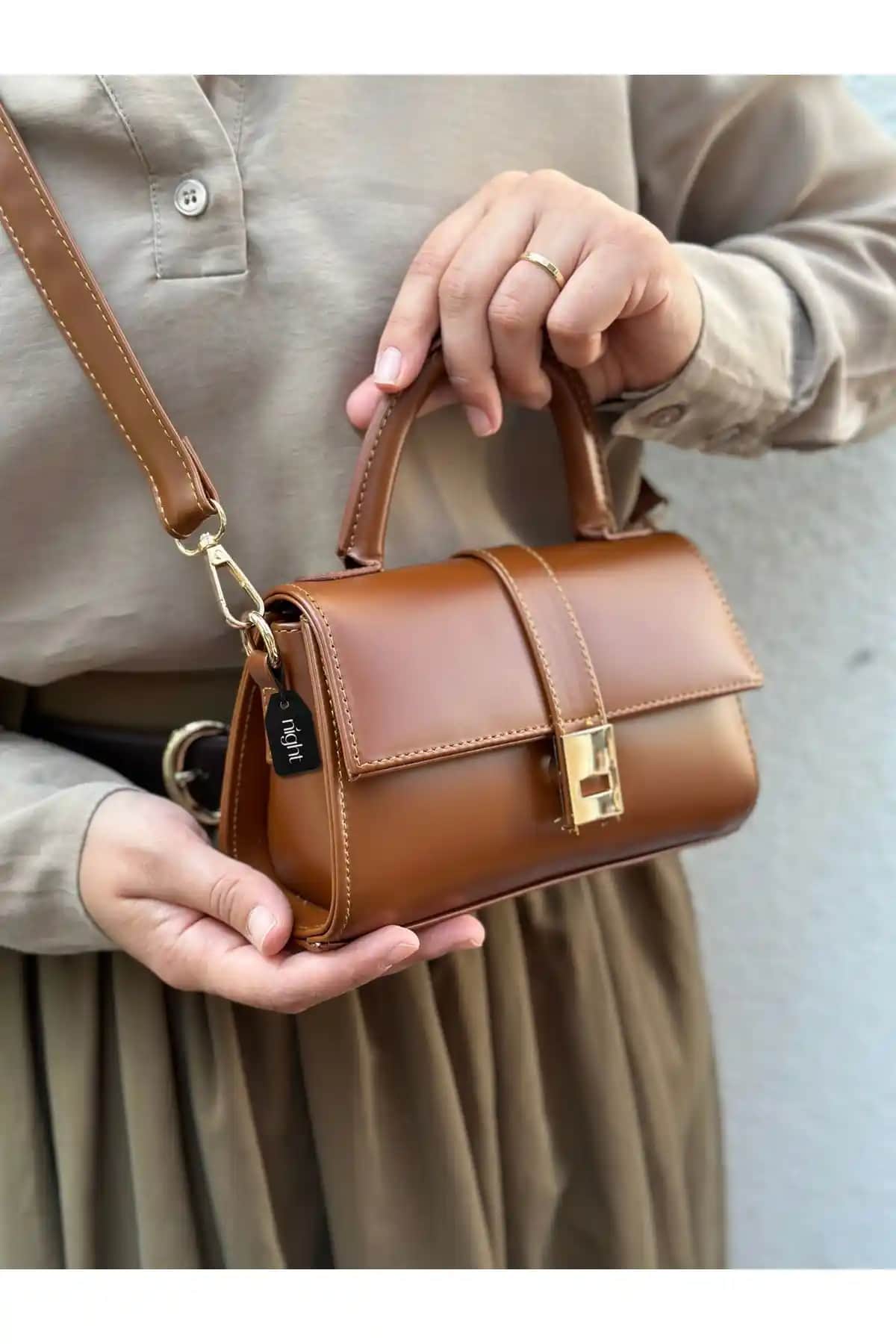 Night Paula Model Taba Kadın El ve Omuz Çantası Şık ve Pratik Kullanım İçin Uygun