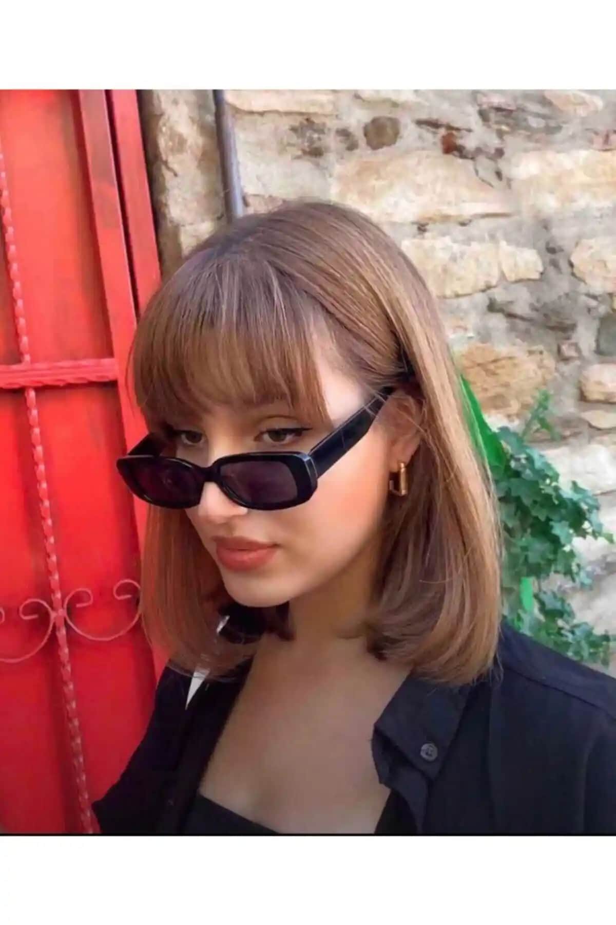 Nilu Moda Unisex Siyah Retro Güneş Gözlüğü Estetik ve Koruyucu Özellikleriyle Öne Çıkıyor