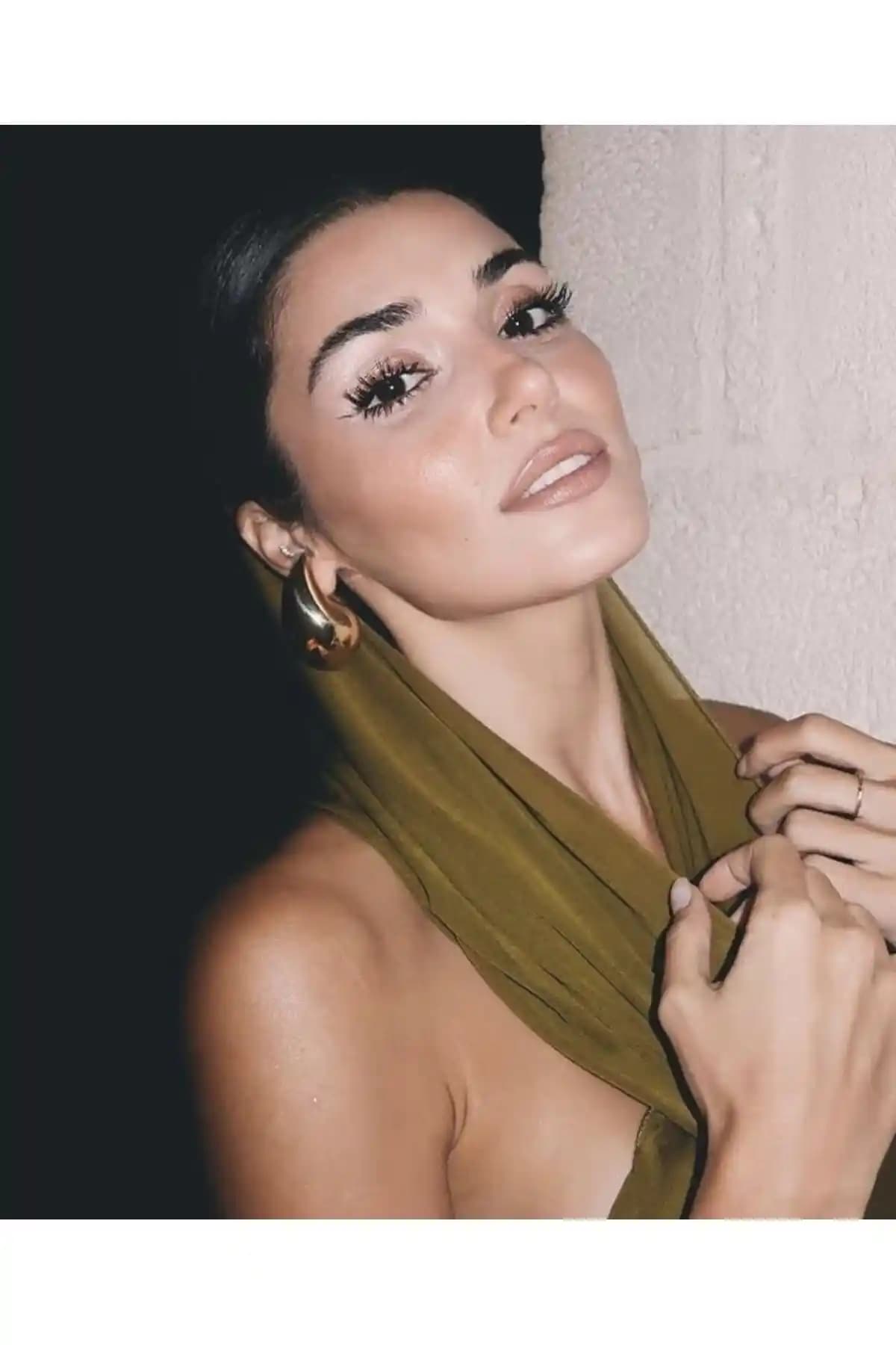 Only Vogue 2 Yıl Garanti Belgeli Hande Erçel Gözyaşı Damla Büyük Boy Altın Renk Küpe