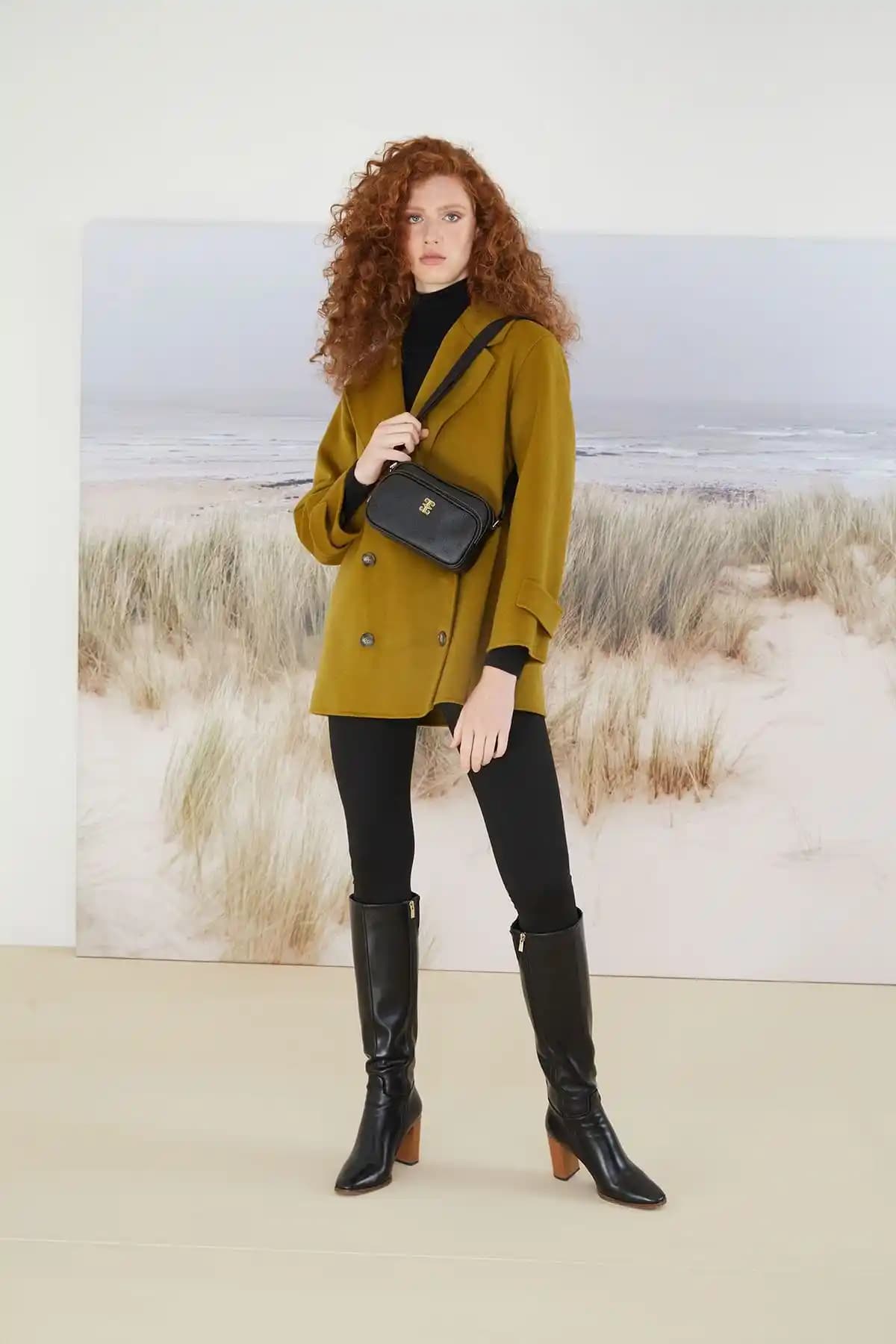 Pierre Cardin Siyah Floater Kadın Omuz Çantası Günlük Şıklık ve Fonksiyonellik Sağlar