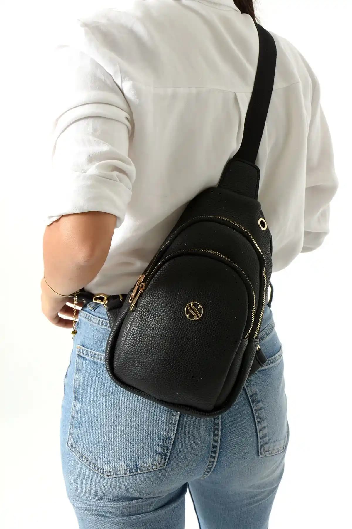 Sanmorris Kadın Siyah Mat Çapraz Askılı Bodybag Günlük ve Şık Kullanım İçin