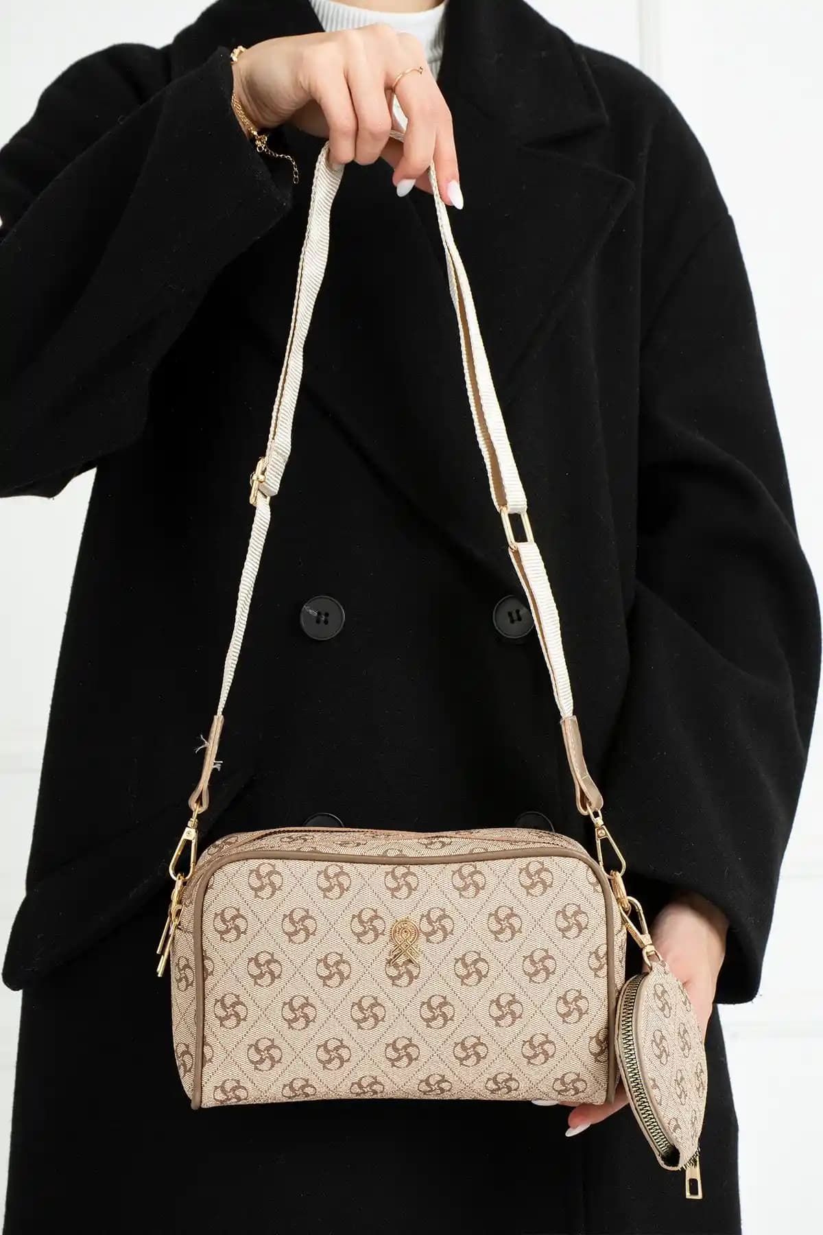 SDL LEATHER Vizon Rossi Deri Kadın Omuz Çantası: Şık ve Kullanışlı Günlük Çanta Seçenekleri