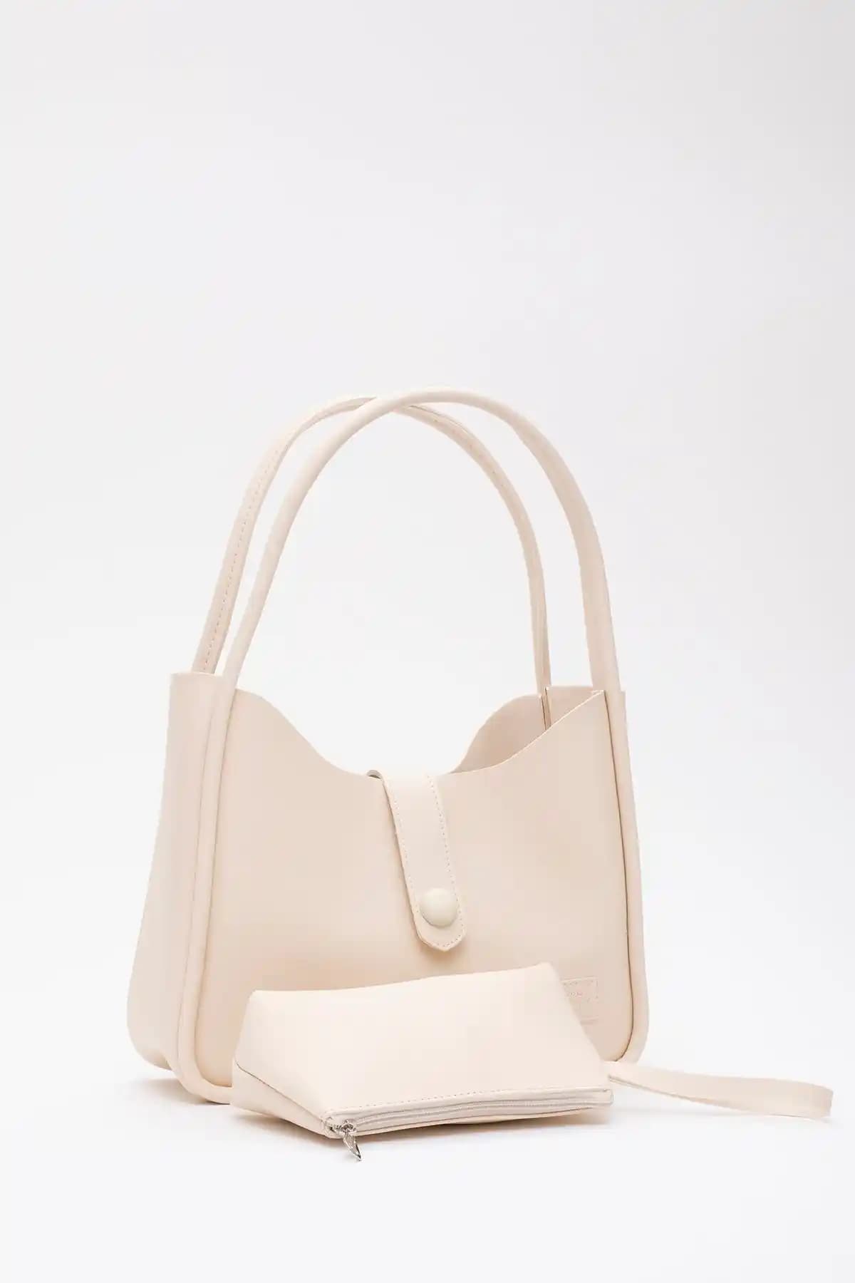 Shaka Krem Deri Düğme Detaylı Çıtçıtlı Makyaj Çantasını İnceleyelim