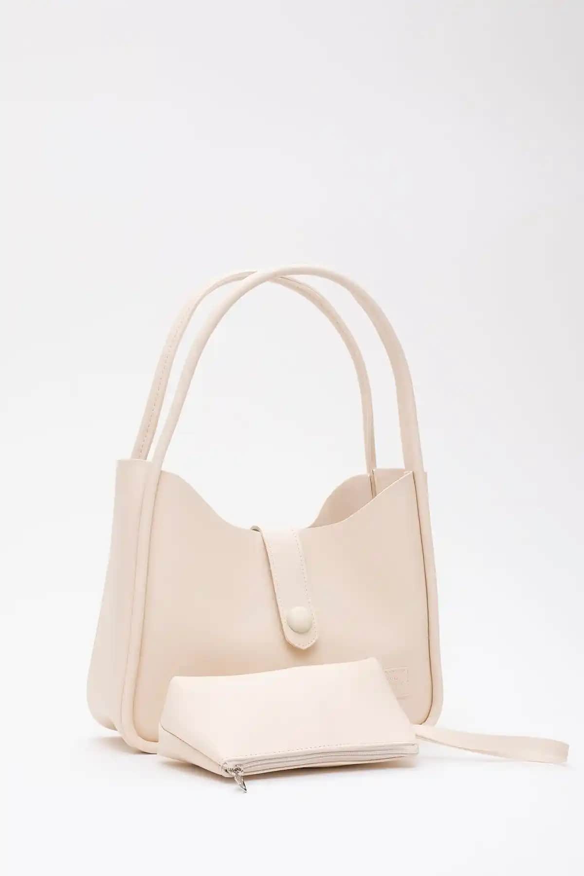 Shaka Krem ve Shaka Mint Yeşil Çantaların Detaylı Karşılaştırması ve Kullanıcı Yorumları