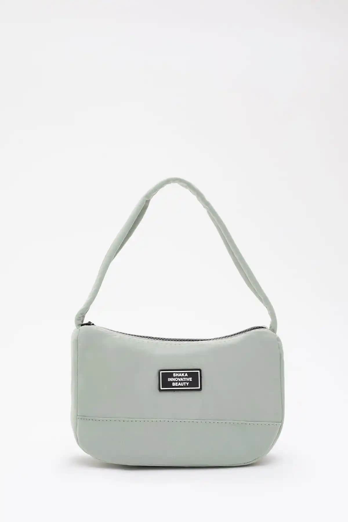 Shaka Yeşil U11 Tek Fermuar Bölmeli Günlük Spor Çantası Özellikleri ve Kullanım Avantajları