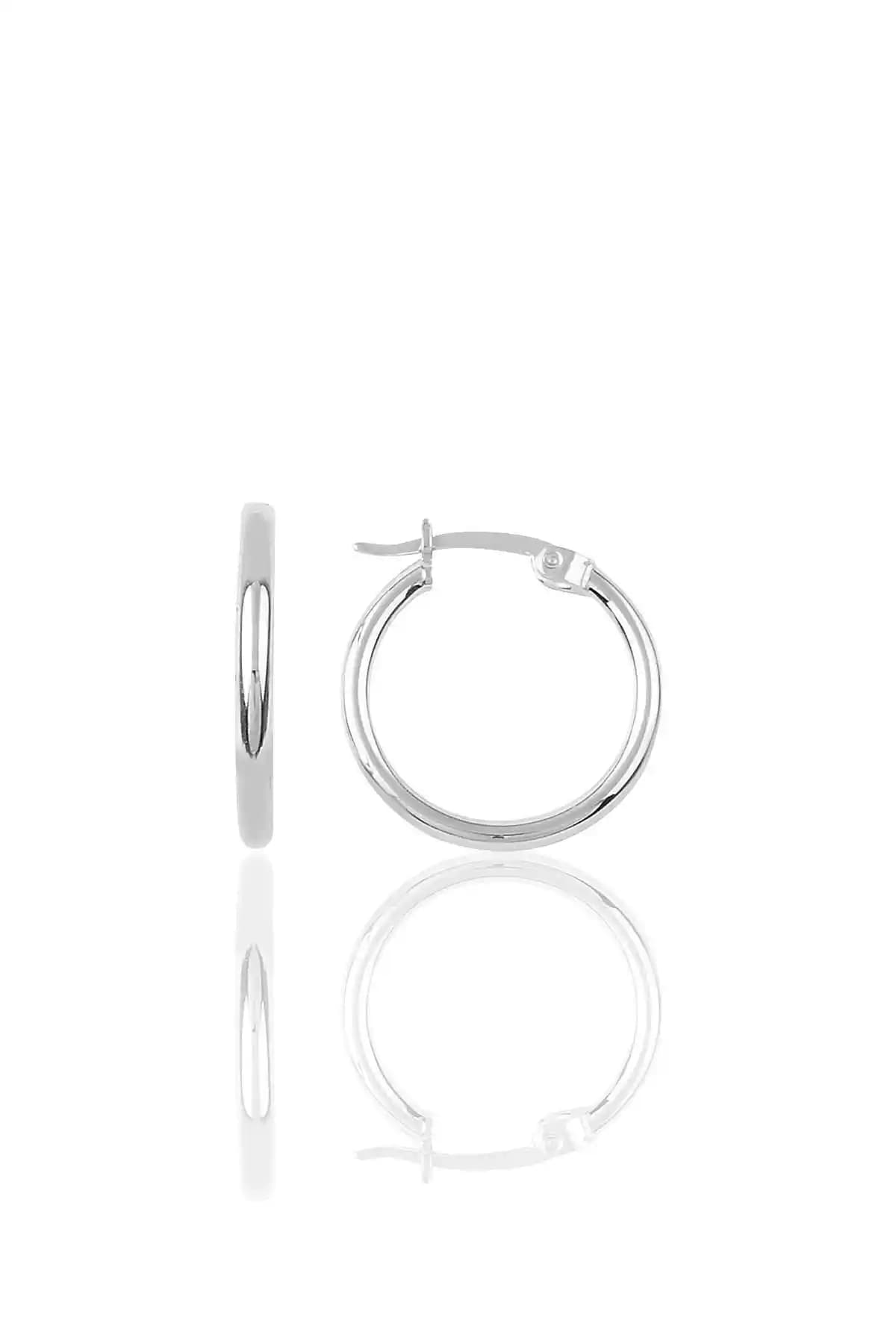 Söğütlü Silver 19 mm Şarnel Halka Küpe: Zarif ve Dayanıklı Gümüş Takı Seçeneği