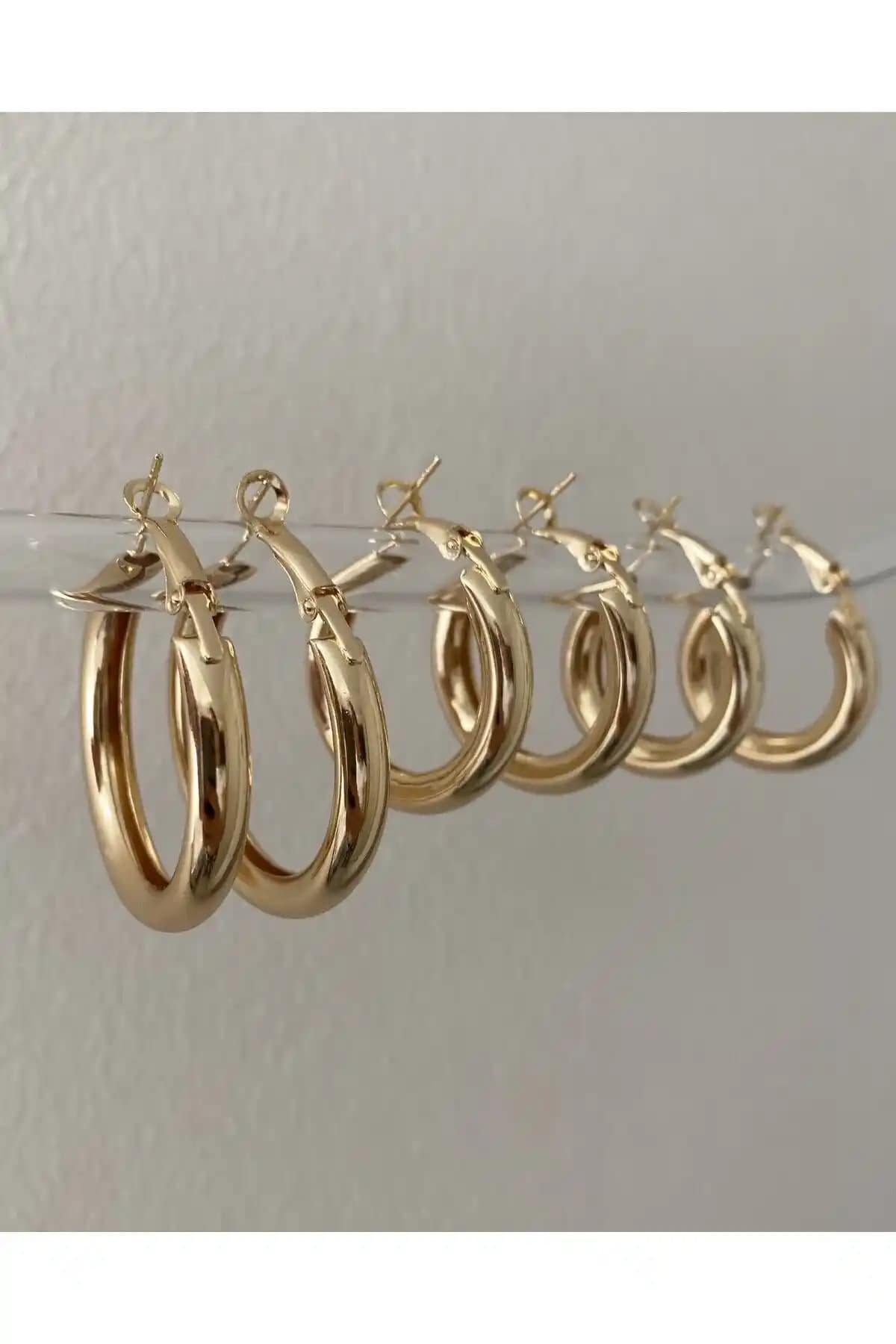 Stainles Steel Gold 3 Boy Çift 6'lı Halka Küpe Seti: Şıklık ve Dayanıklılığın Buluşması