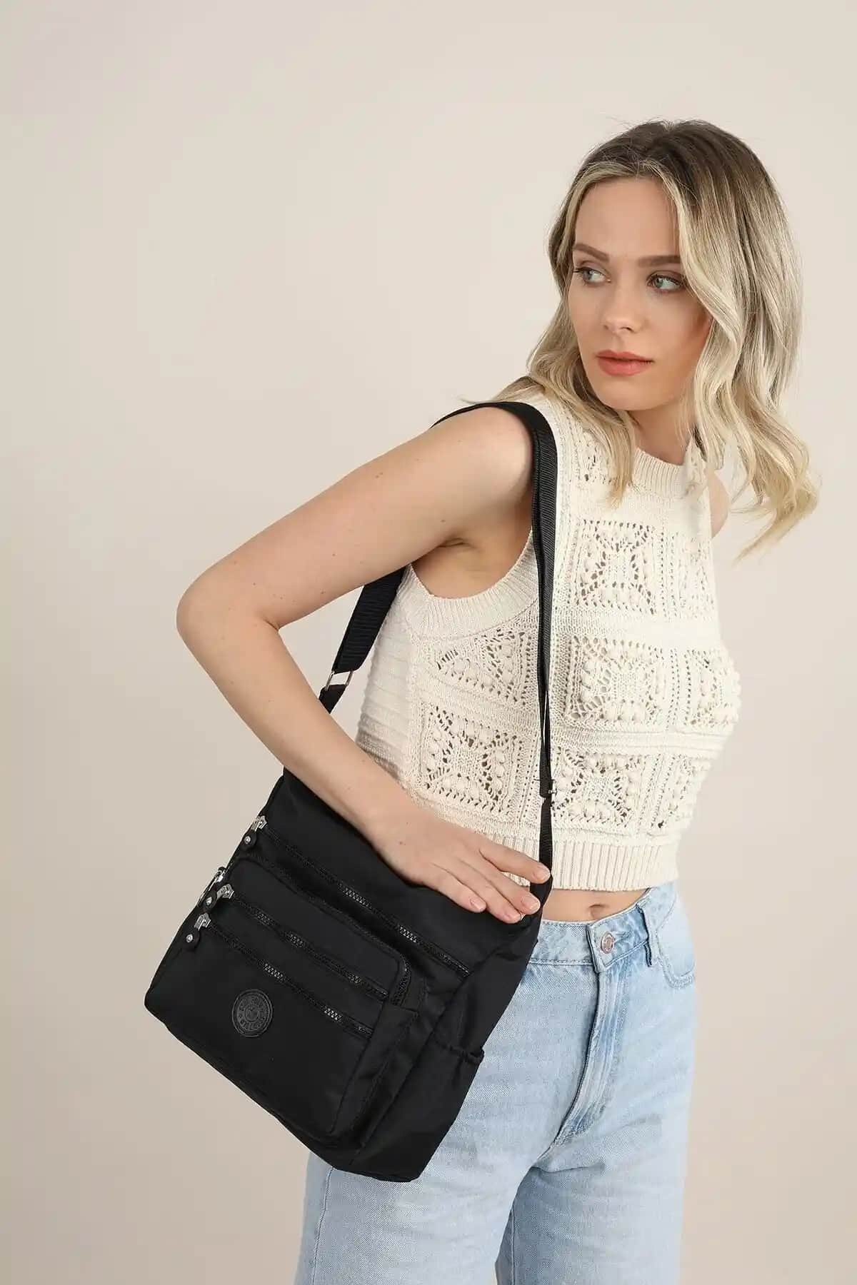 Star Polo Krinkıl Kumaş Günlük Postacı Çantası Çok Bölmeli ve Ayarlanabilir Askılı