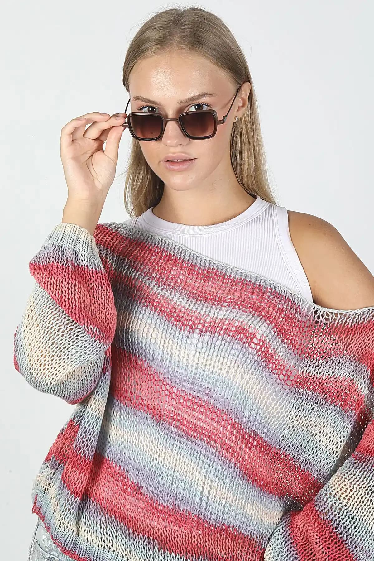 TomyHelf Kadın Güneş Gözlüğü: Şıklık ve Koruma Sunan Modern Tasarım ve Fonksiyonellik