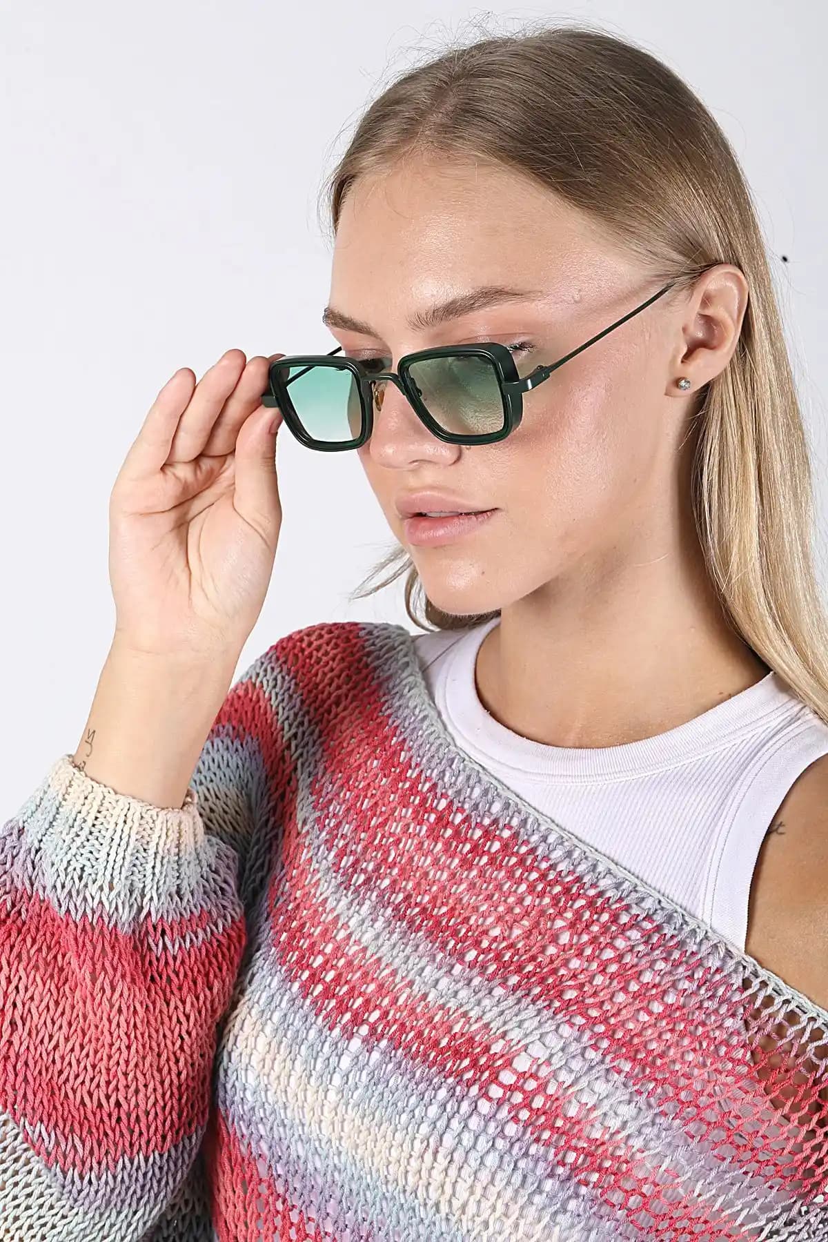 TomyHelf Unisex Güneş Gözlüğü Şık Tasarım ve Yüksek Koruma Özellikleriyle