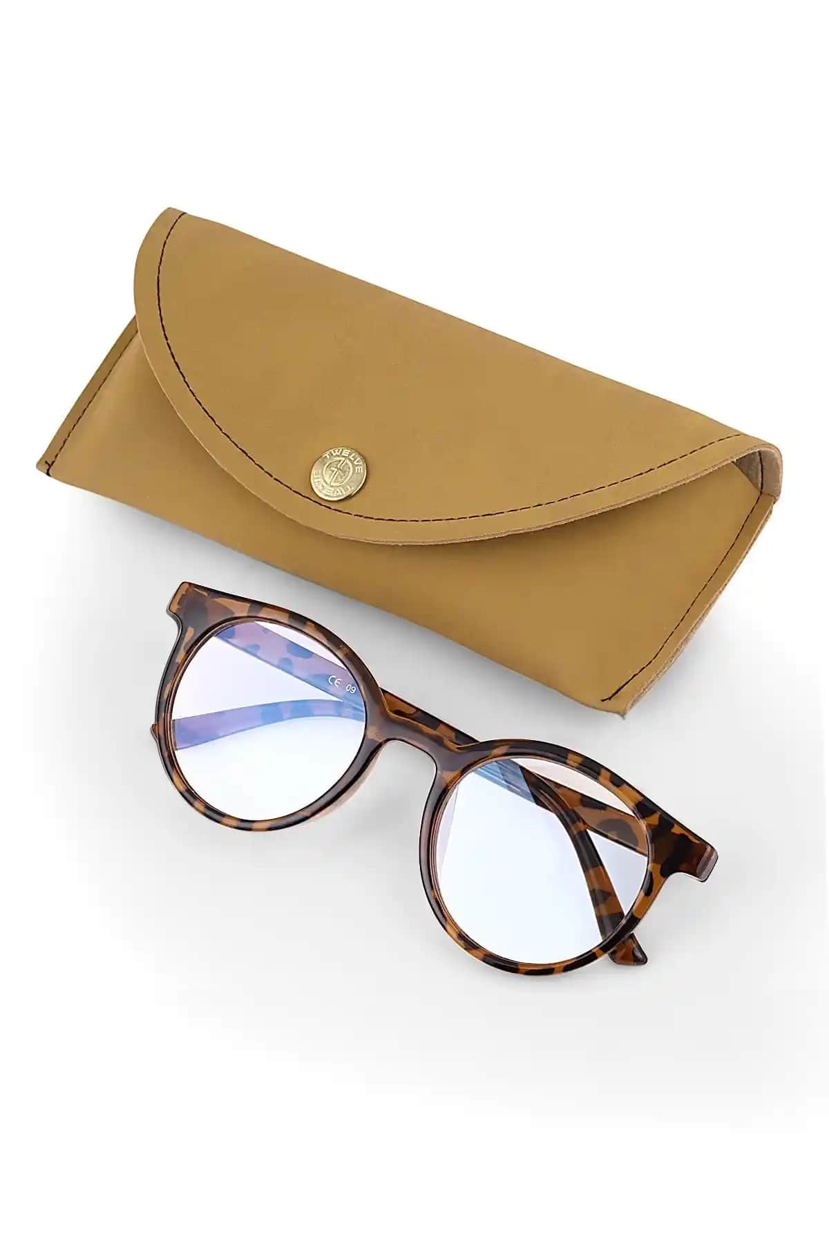 Twelve Mavi Işık Koruyucu Gözlükleri: Şık ve Sağlıklı Dijital Göz Koruma Çözümü