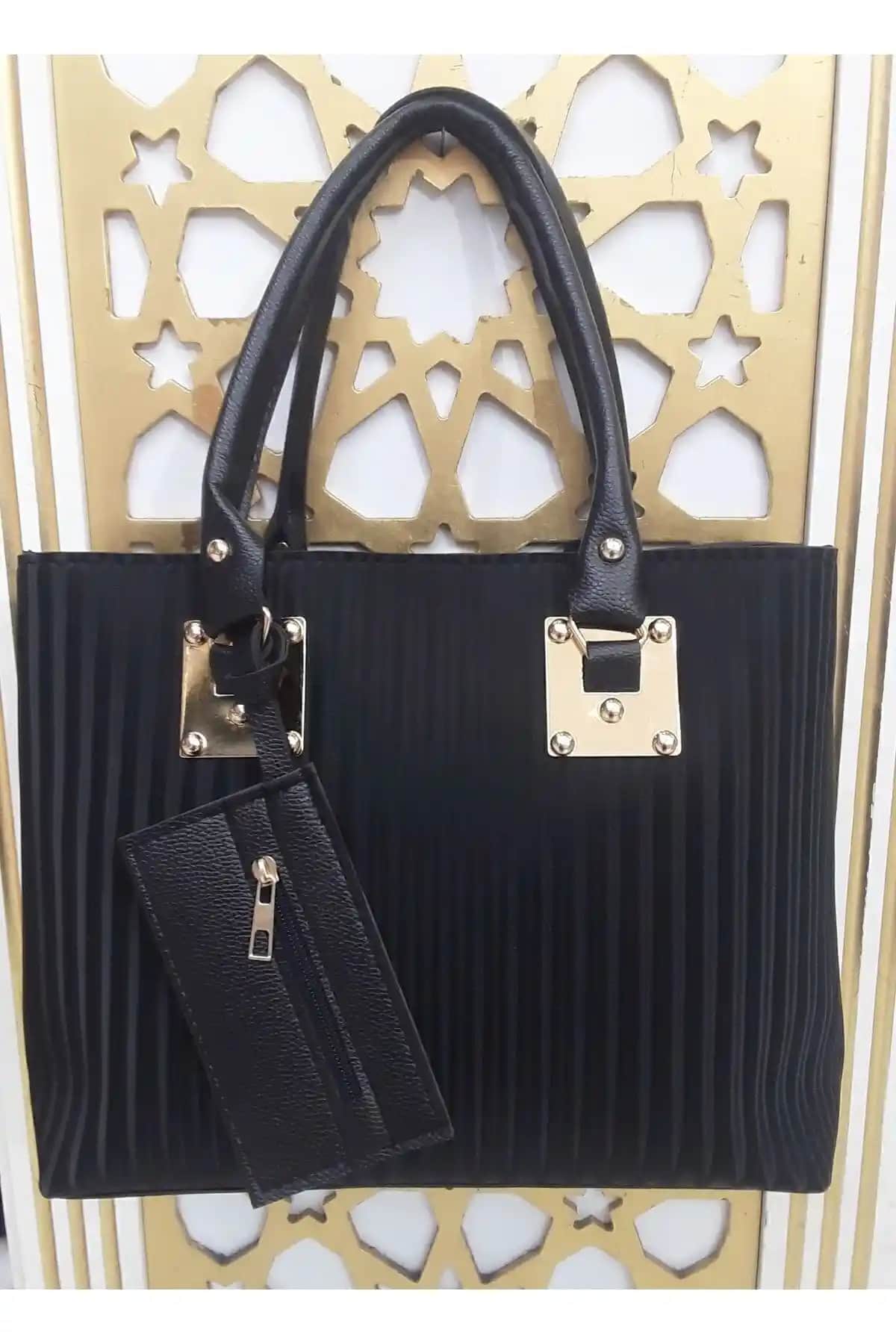 Uğurtek Kadın Günlük ve Düğünlük Çanta Şıklık ve Fonksiyonelliğin Buluşması