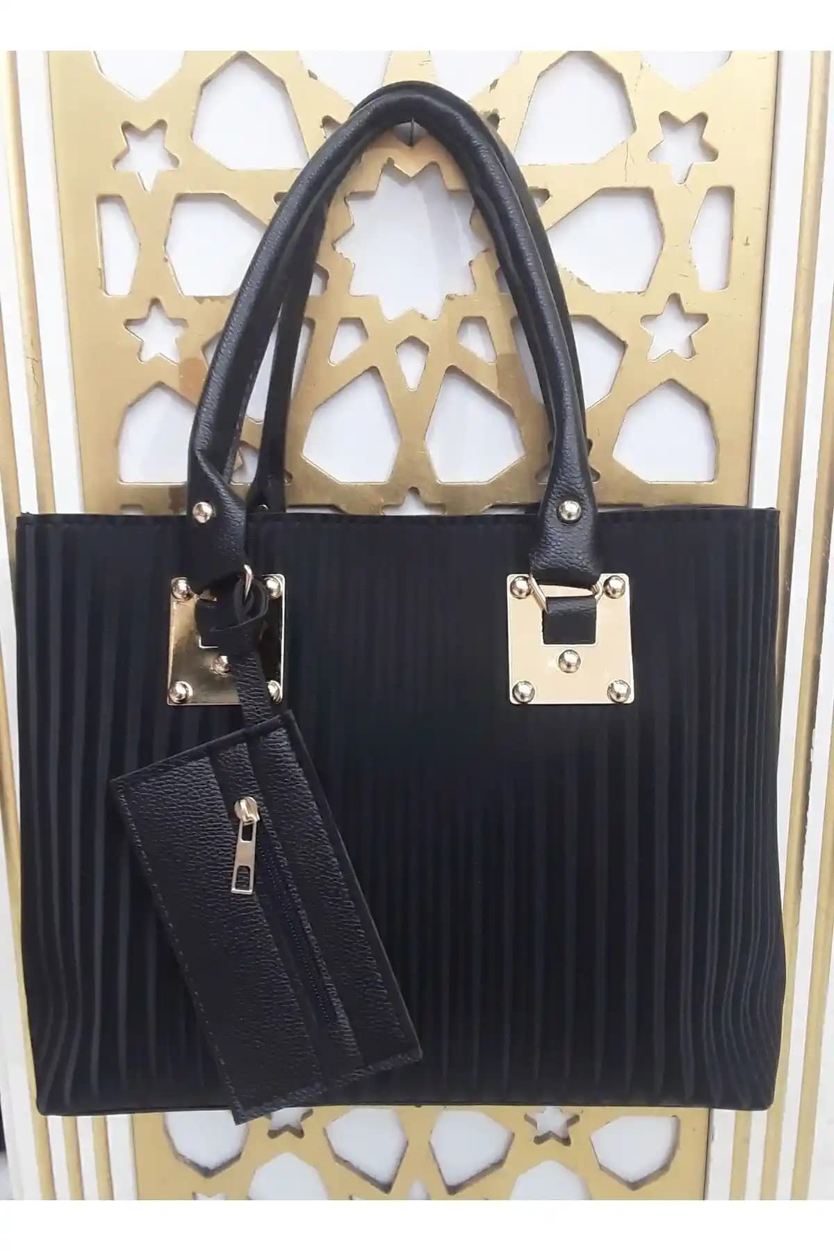 Uğurtek Kadın Günlük ve Düğünlük Çanta Şıklık ve Fonksiyonelliğin Buluşması