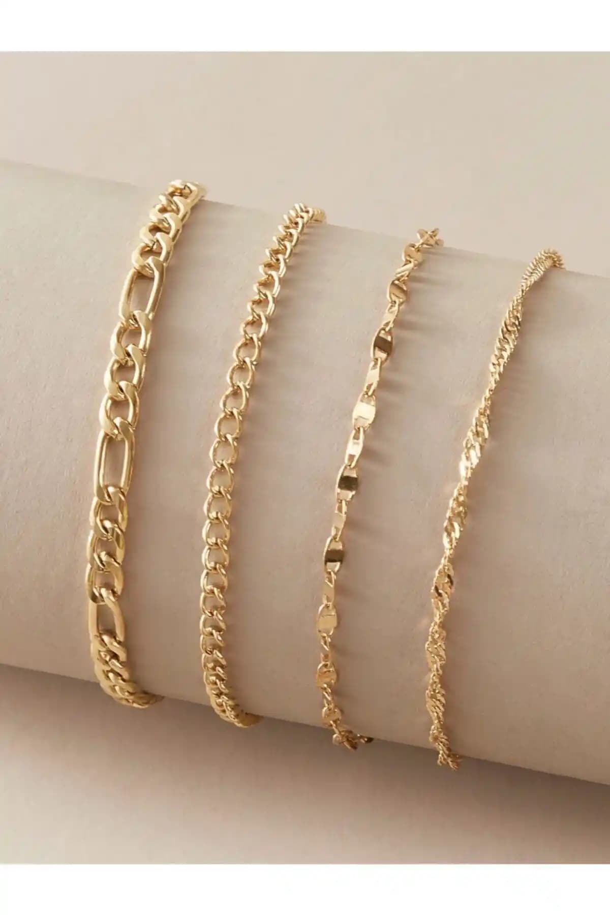 X-Lady Accessories Kadın Altın Kaplama Bileklik Şık ve Zarif Tasarım Özellikleri