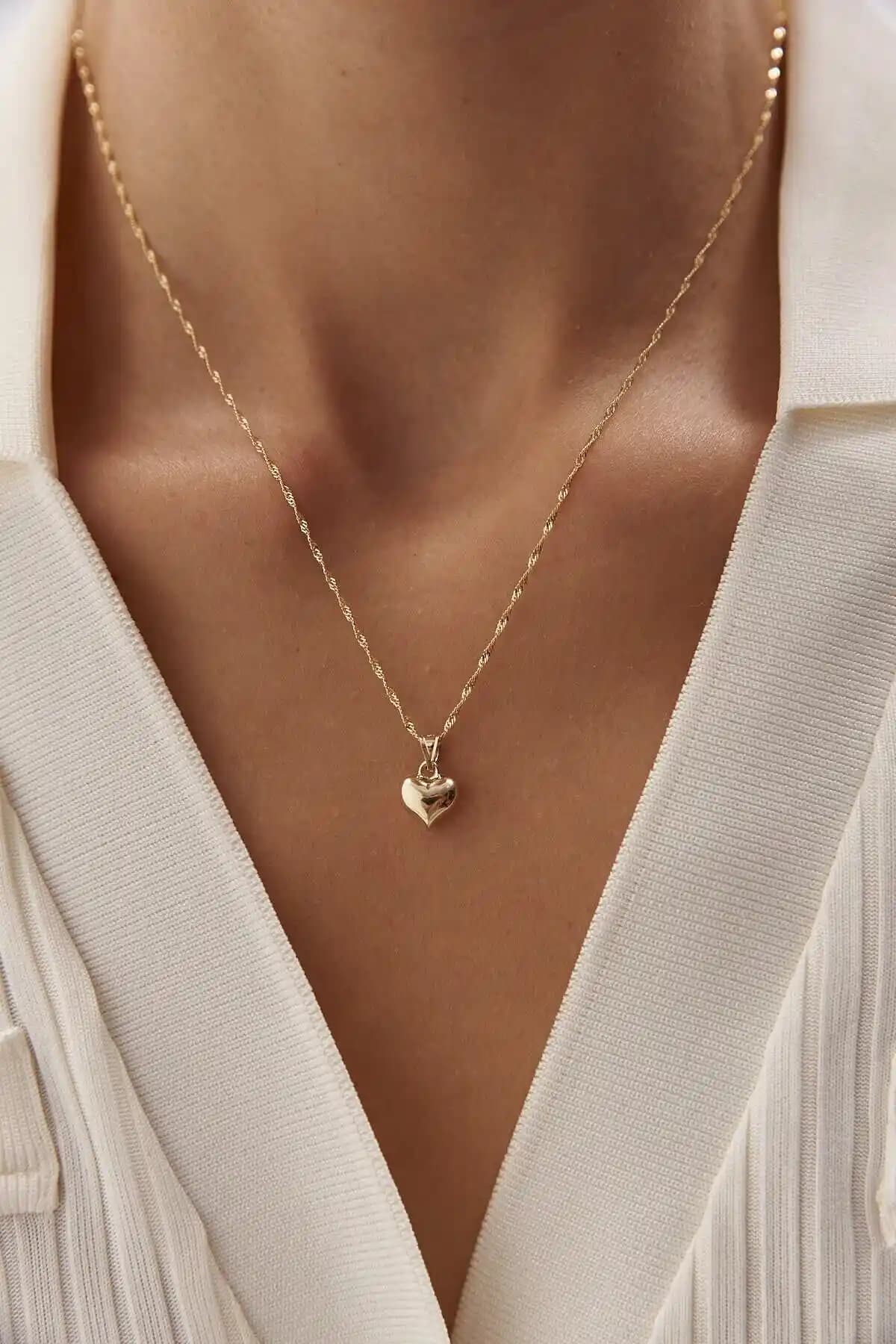 Yavuz Kuyumculuk Altın Singapur Zincir Kalp Kolye: Zarif ve Dayanıklı Takı Seçenekleri
