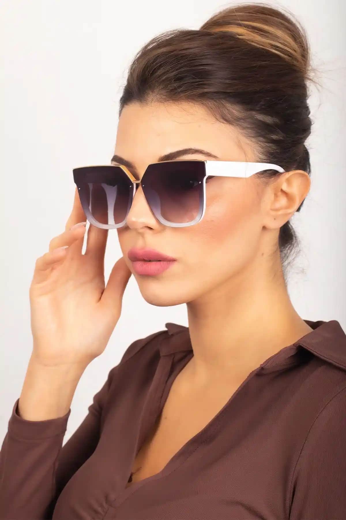 Zzla White Black Kadın Güneş Gözlüğü Modern Tasarım ve Göz Sağlığı Koruma Özellikleriyle