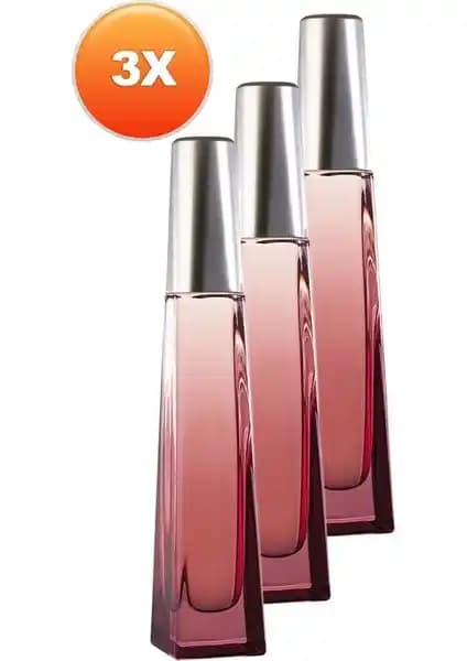 Avon Surrender Kadın Parfüm Edt 50 Ml Üçlü Set Zarif ve Çekici Koku Deneyimi
