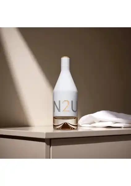 Calvin Klein IN2U Edt 150 Ml Kadın Parfümü Modern ve Ferah Kokusu ile Günlük Kullanım İçin Uygun