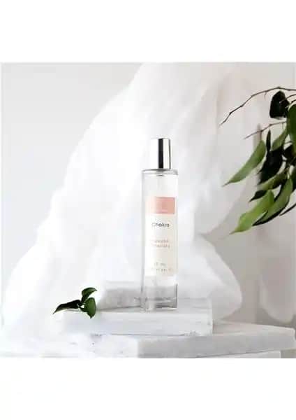 Chakra Vücut Spreyi: Günlük Kullanım İçin Ferahlatıcı ve Kalıcı Unisex Parfüm