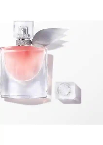 Lancome La Vie Est Belle Edp 30 ml kadın parfümü zarif ve kalıcı seçenek