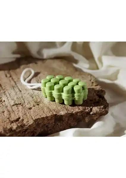 Madame Coco Repertoire Doğal Masaj Sabunu ile Sağlıklı ve Parlak Cilt Bakımı