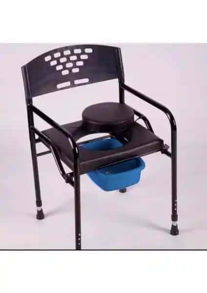 Medikalbim Deri Döşemeli Hasta Tuvaleti Klozeti Sandalyesi: Konfor ve Güvenlik Sunan Pratik Çözüm