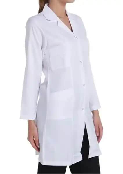 Mete Ilgın Bayan Laboratuvar Önlüğü: Şık, Konforlu ve Hijyenik Profesyonel Giyim