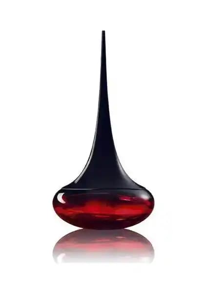 Oriflame Love Potion Woman: Yoğun ve Kalıcı Kadın Parfümü Sınırlı Stokla Sunulur