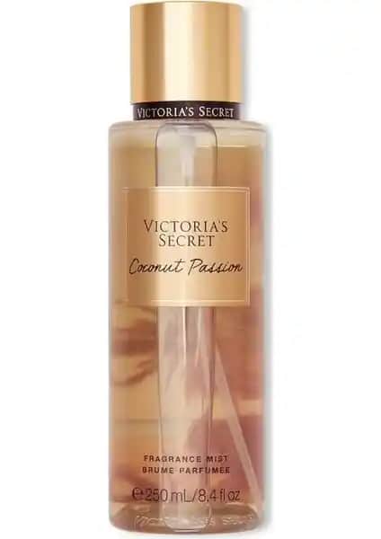 Victoria's Secret Coconut Passion Vücut Spreyi İncelemesi: Tropik Koku ve Performans Değerlendirmesi