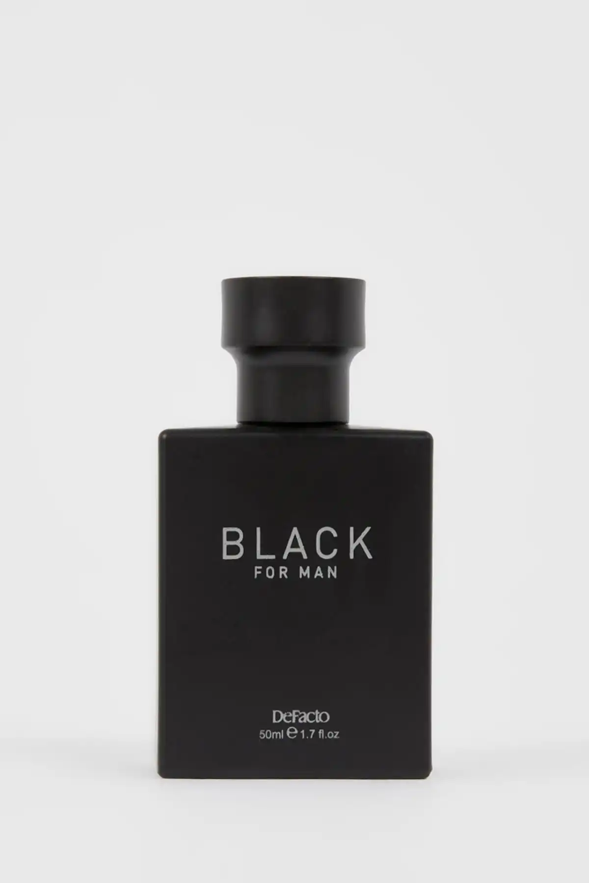 Defacto Black Erkek Aromatik Parfüm: Kalıcı ve Ferah Bir Seçenek