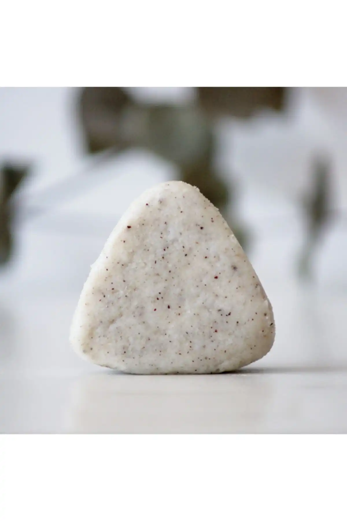 Jardin Naturel Solid Katı Şampuan: Doğal ve Etkili Saç Bakım Ürünü İncelemesi