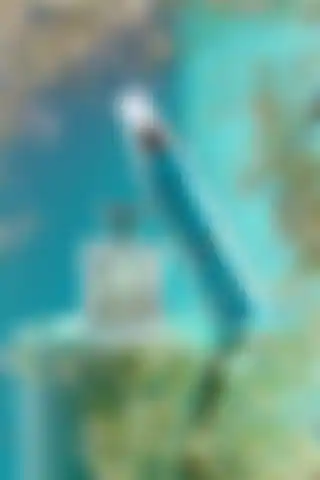 Cecile Iris Parfüm Seti ile Ferah Bir Koku Deneyimi Sunuyor
