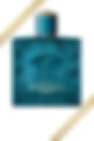 Versace Eros Erkek Deodorant: Güçlü ve Tutkulu Oryantal Koku Deneyimi