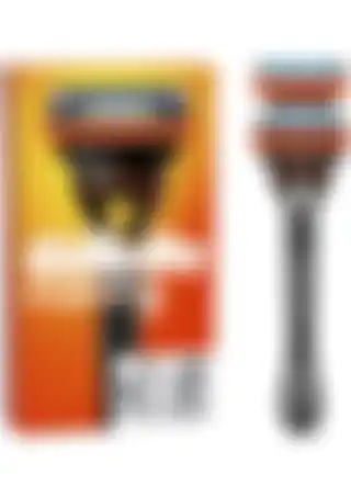 Gillette Fusion5 Tıraş Makinesi ile Konforlu ve Hassas Tıraş Deneyimi